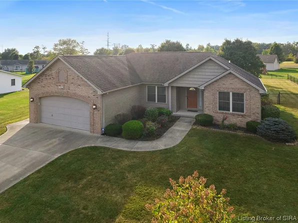 76 S COUNTRY MANOR Boulevard, Madison, IN 47250