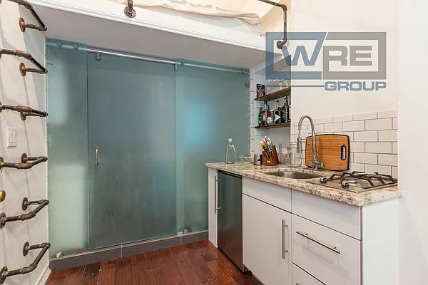 Rented by WRE Group | media 12