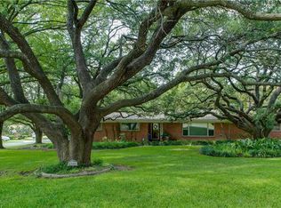 4208 Angus Dr, Fort Worth, TX 76116