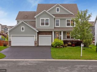 1290 Eagle Point Dr, Eagan, MN 55123