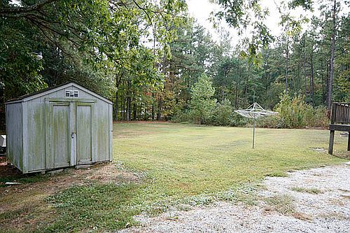 2nd image of 1211 Umstead Rd
