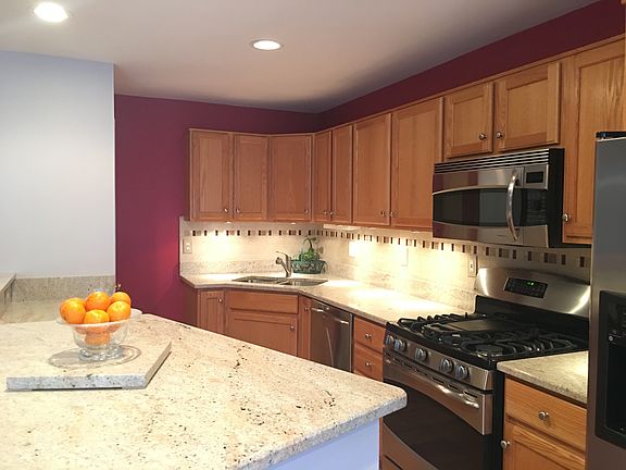 Granite, Under Cabinet Light