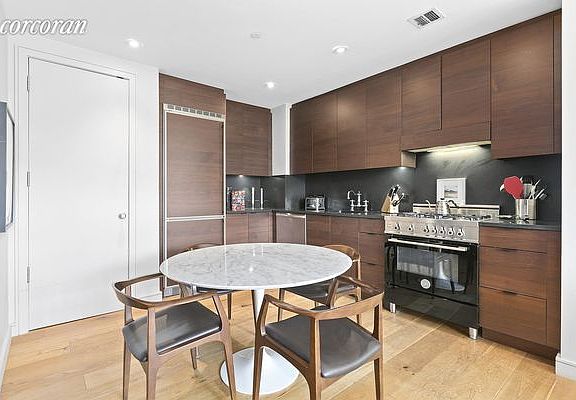 3rd image of 540 W 28th St APT 7F