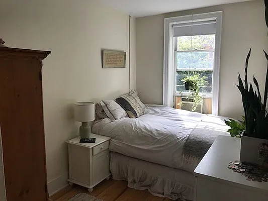 Rented by Village Living Realty | media 18