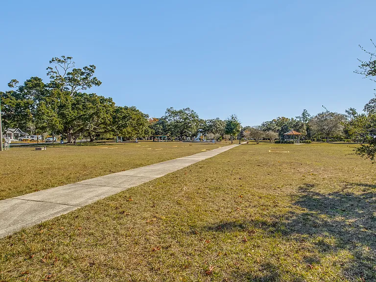 1515 E Lakeview Ave #D — Photo 41
