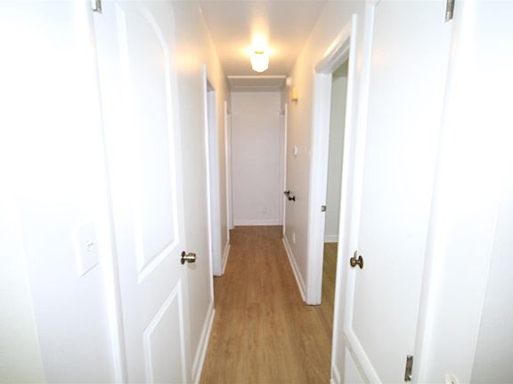 5th image of 10251 Walbridge St