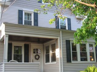21 Bissett Pl, Metuchen, NJ 08840