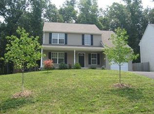 160 Ivy Ln, Zieglersville, PA 19492