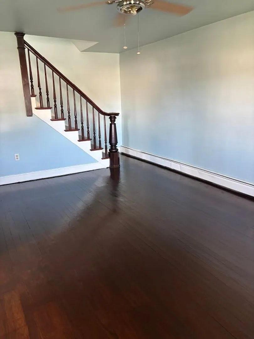 11 E. Main Street — Photo 2