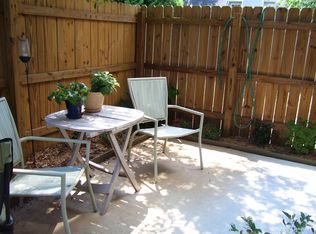 17 Maplecrest Dr, Charleston, SC 29412