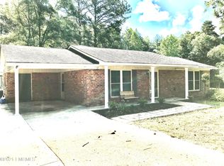 10930 Woods Rd, Meridian, MS 39305