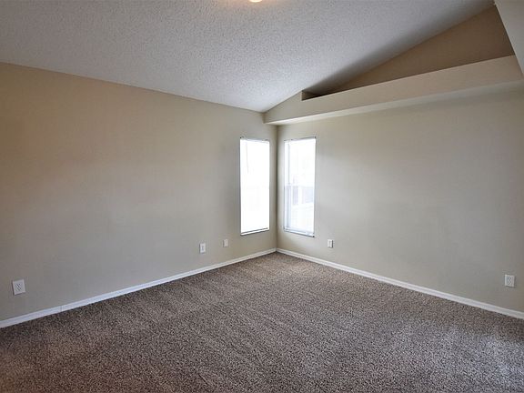 5th image of 4297 Creekside Blvd