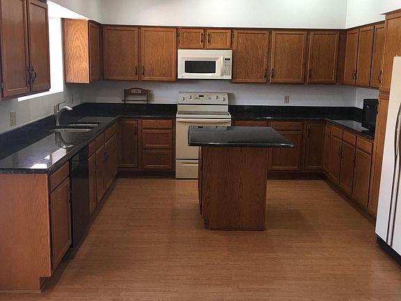 Kitchen with island