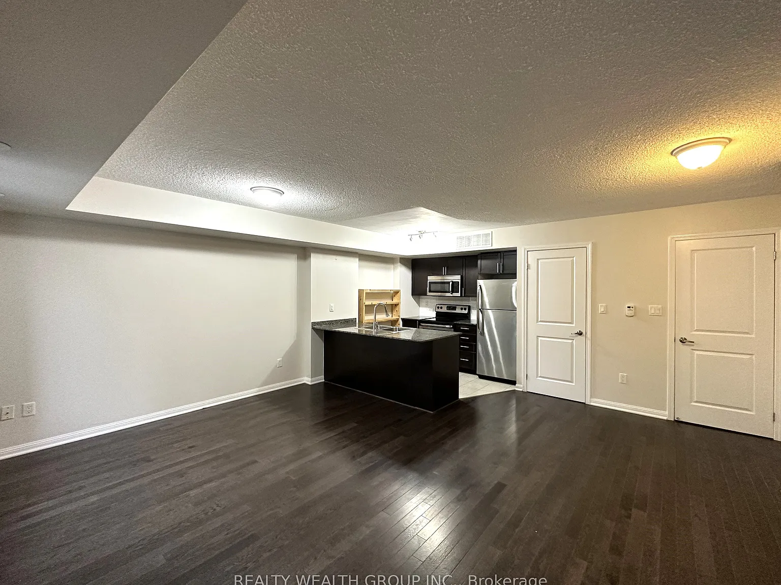 3 bed, $3,499 — Photo 2