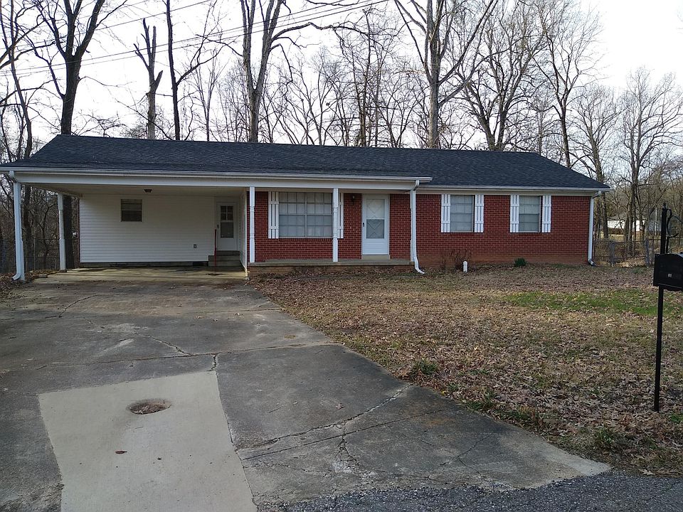 1st image of 111 Chipwood Dr
