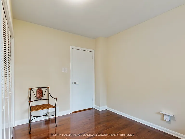 195 Burbank Dr — Photo 11