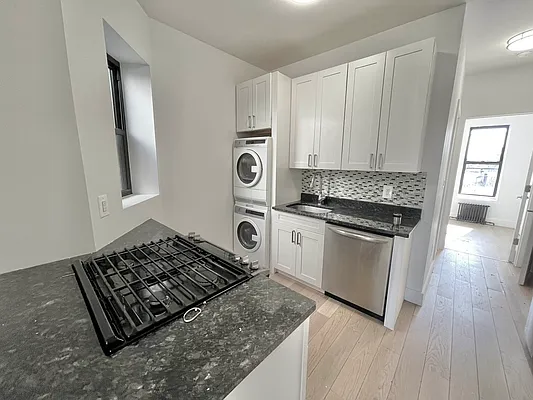 Rented by New Amsterdam Realty Group | media 1