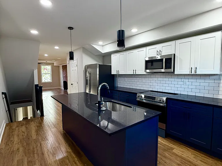 143 N Patterson Park Ave — Photo 3