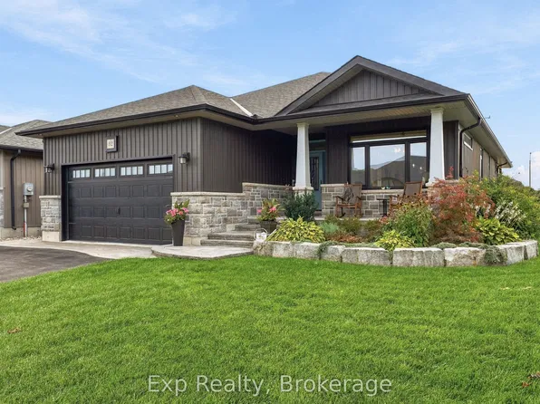 52 Gavin Cres, Quinte West, ON K8V 0H2
