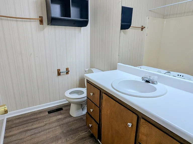 1034 Brookview Dr #C — Photo 8