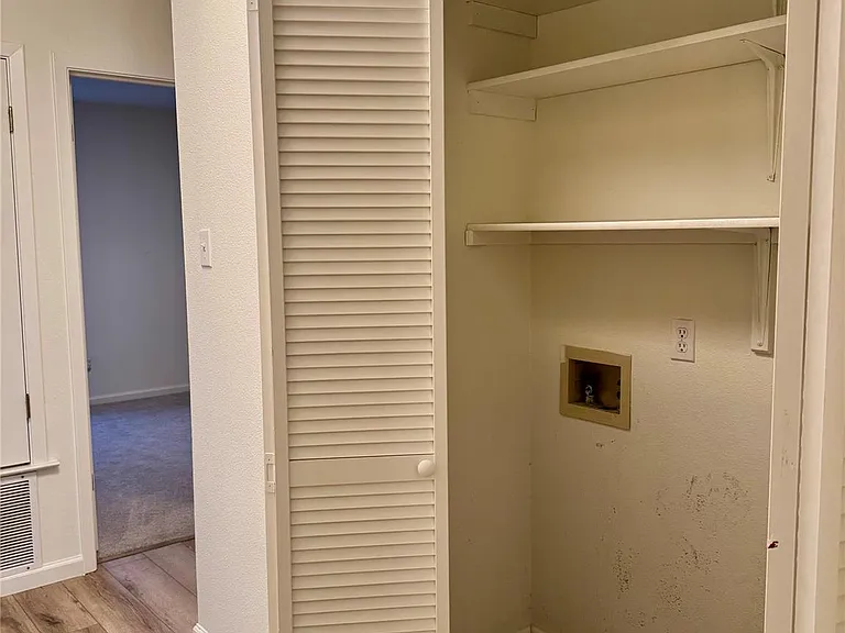 8112 Willet Trl #A — Photo 11