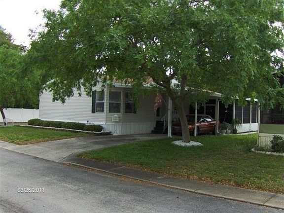 3rd image of 2416 Capitol Ave