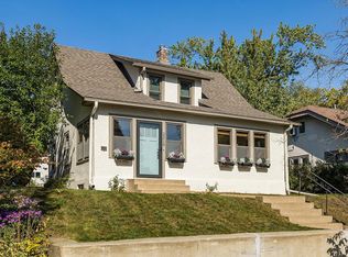 2210 E 36 1/2 St, Minneapolis, MN 55407