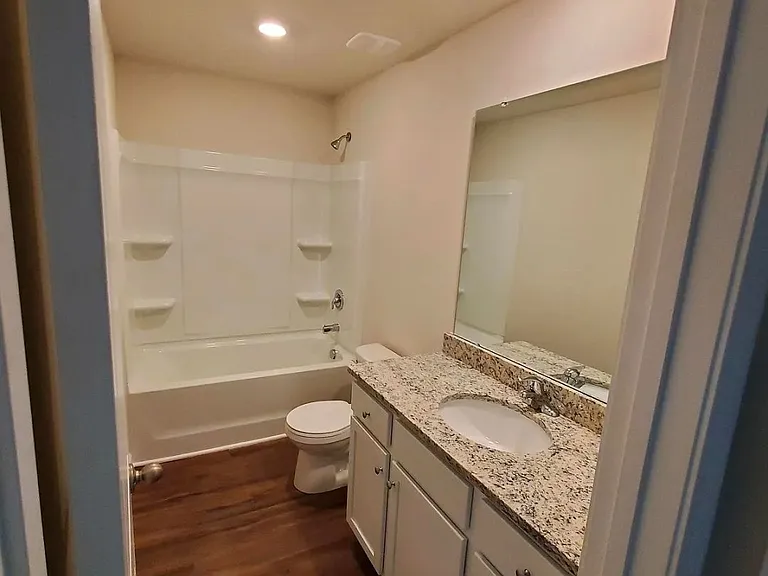 9111 Creedmore Hills Dr — Photo 30