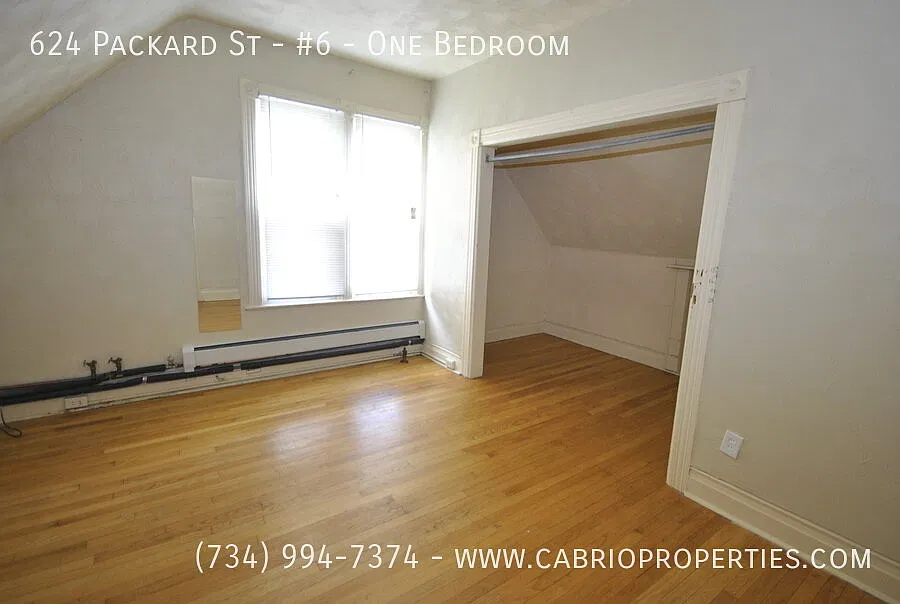 624 Packard — Photo 2