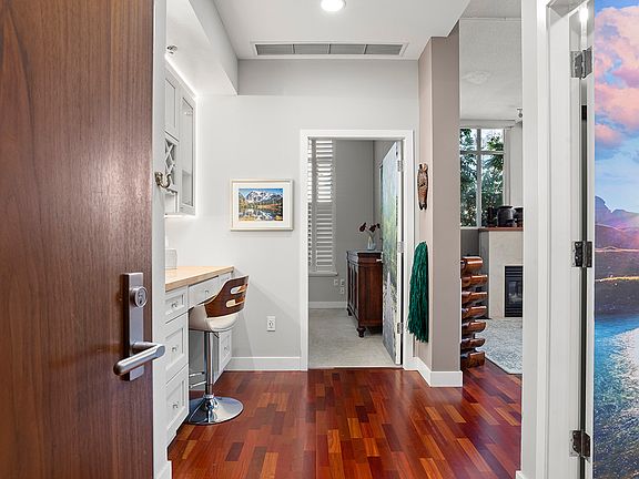 3rd image of 686 Kettner Blvd #1