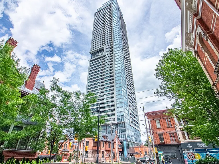 609 Sherbourne St #2104 — Photo 27