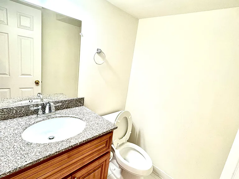 3381 Beechcliff Dr — Photo 32