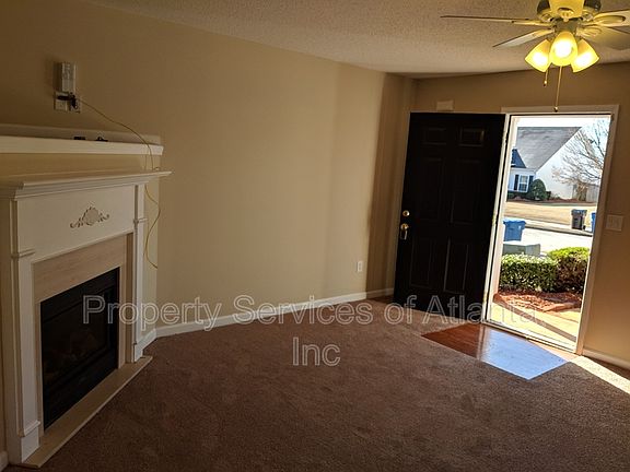4th image of 800 City Park Dr