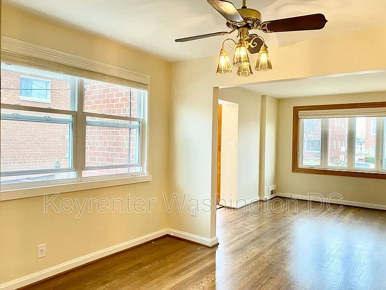 5514 Chillum Pl NE #NE — Photo 10