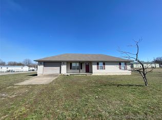 191 W Senior St, Colcord, OK 74338