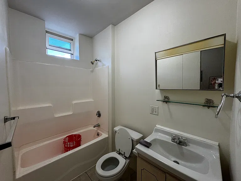 64 Vinal Ave #3 — Photo 7
