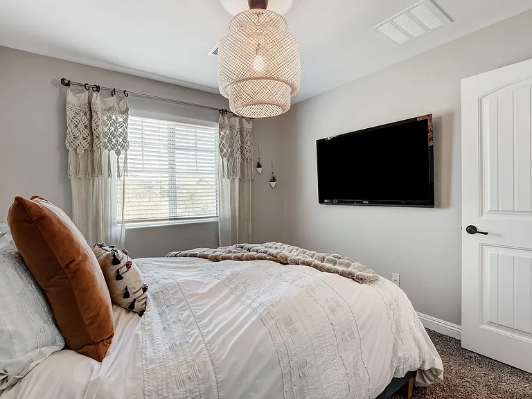 10233 Gibson Isle Dr — Photo 33