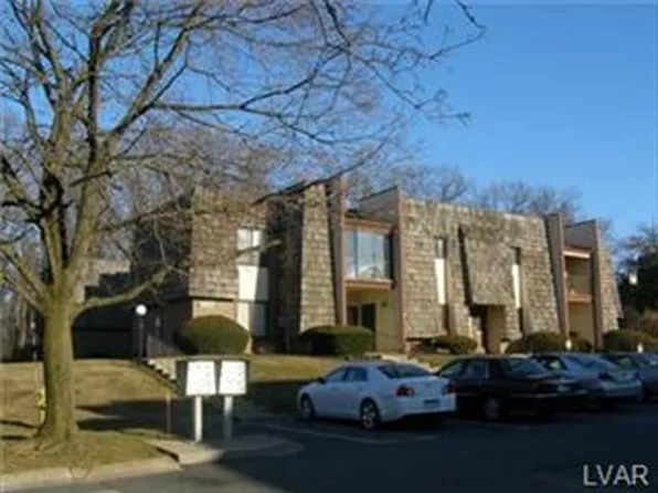 1031 110th Vlg #A, Allentown, PA 18106
