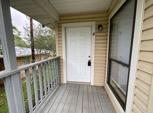 1407 Ford St #4, Llano, TX 78643