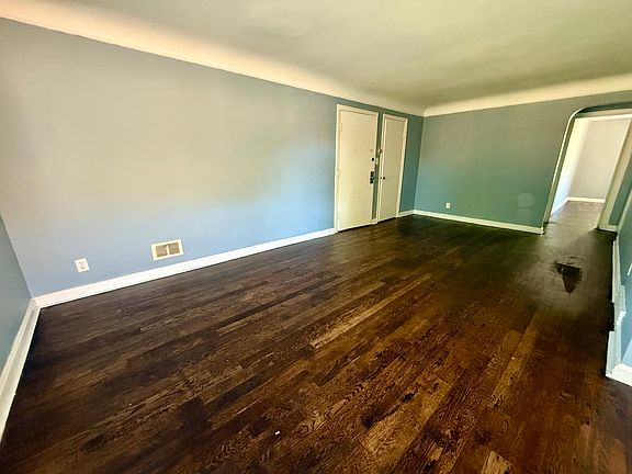 2nd image of 1639 Anita Pl #3
