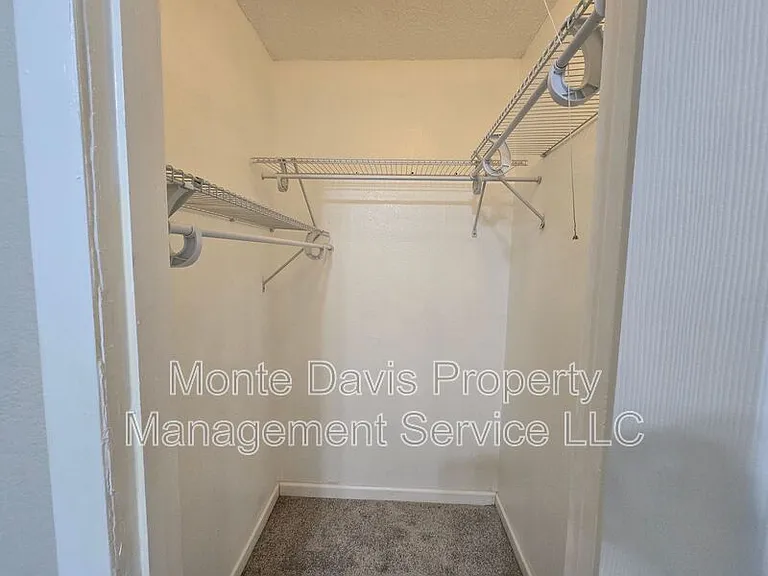 2306 Fuzz Fairway #A — Photo 17