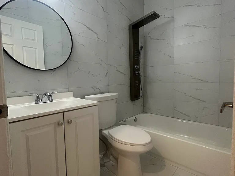 1929 N 32nd St #1 — Photo 9