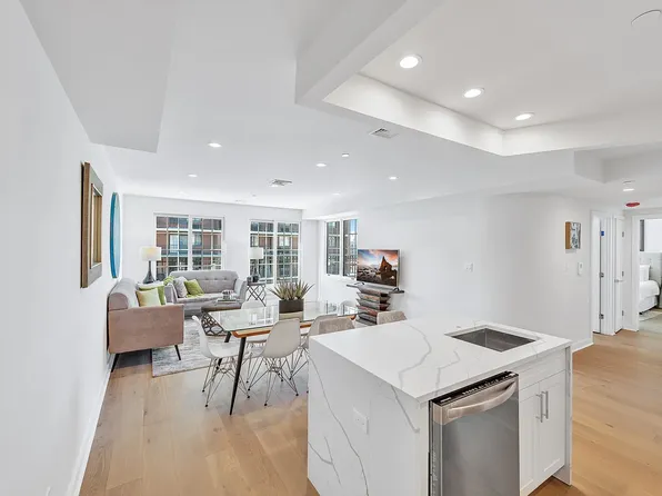 23-23 30th Ave #5B, Astoria, NY 11102