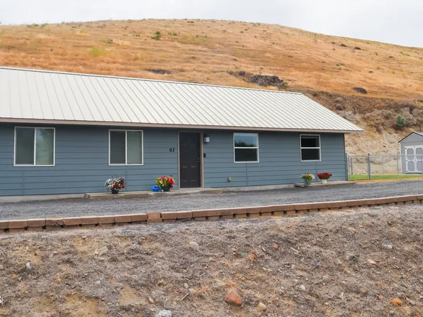 93 Cedar Hill Dr, Yakima, WA 98908