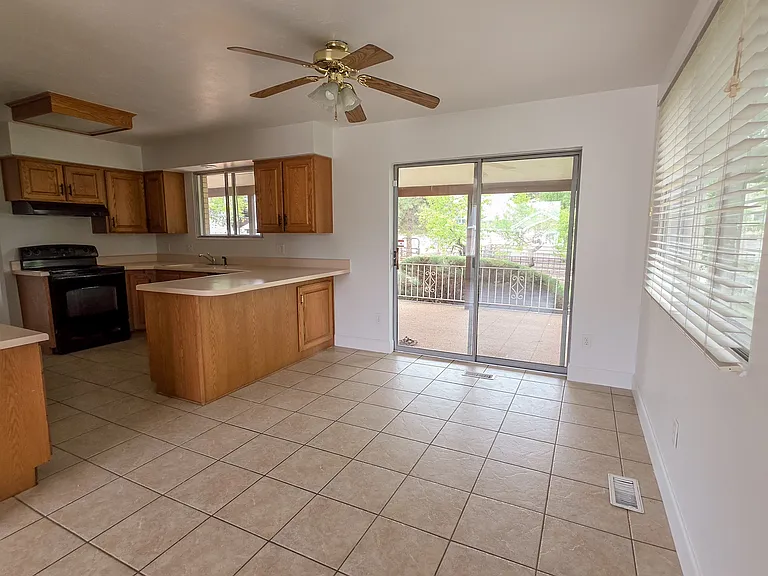 2222 E 6525 S — Photo 5
