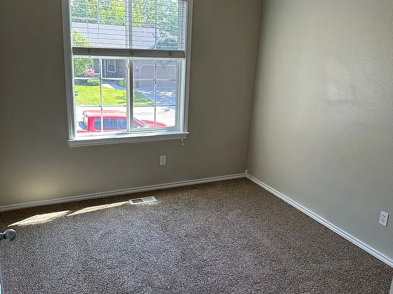 3795 N McKinley Park Ave — Photo 28