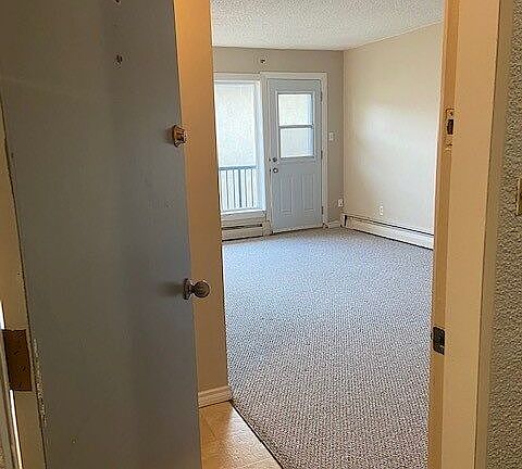 5th image of 11821 105th St NW #13