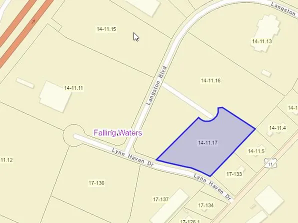 Lynn Haven Dr, Martinsburg, WV 25404