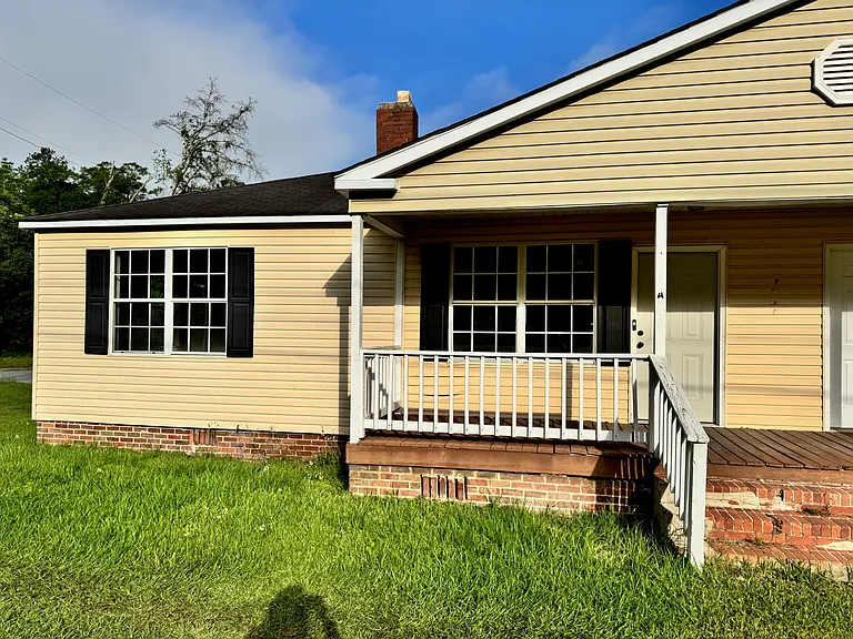 1409 N Dawson St #A — Photo 1