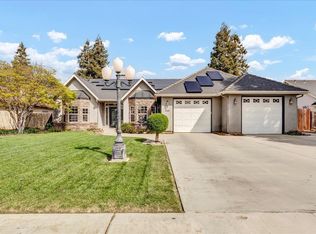 355 Old Line Ave, Exeter, CA 93221